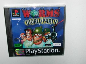 JEU PS1 WORMS WORLD PARTY