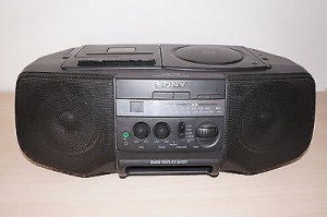 RADIO CD K7 SONY CFD-V10