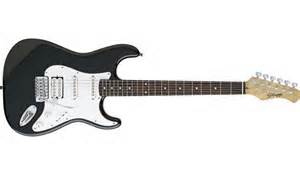 GUITARE ELECTRIQUE STAGG STRATOCASTER + HOUSSE