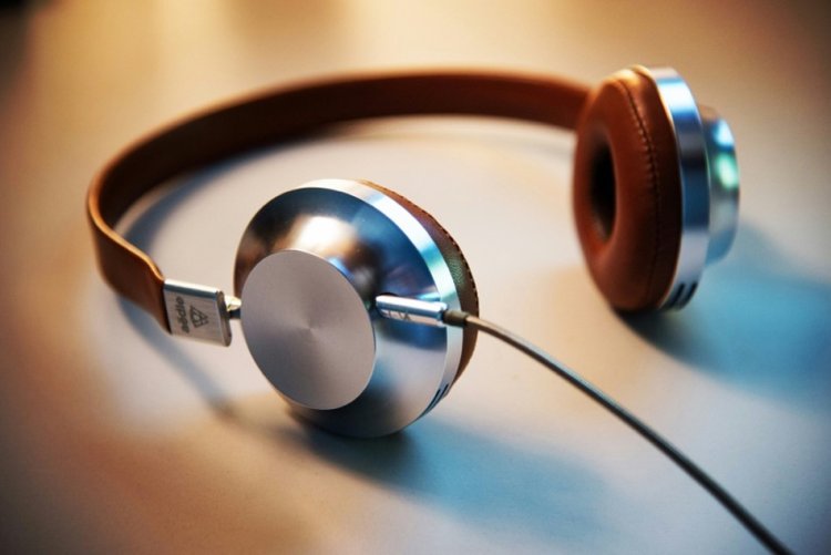 Casqué comme jamais : le guide ultime pour choisir son casque ou ses écouteurs de seconde main