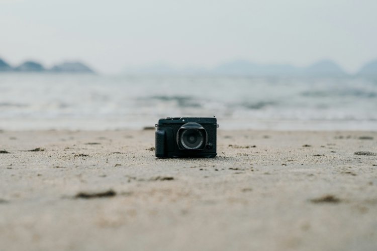 Garde tes souvenirs d’été au top : comment entretenir ton appareil photo numérique