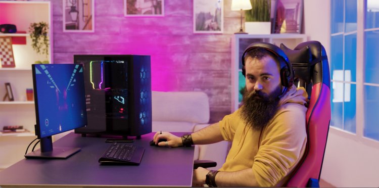 La panoplie du parfait Gamer : comment bien choisir son clavier, sa souris et son casque