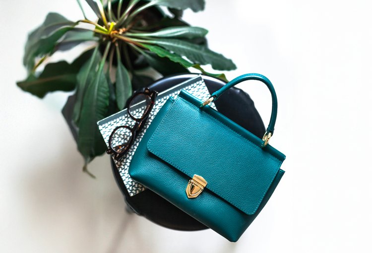 Les secrets des sacs de luxe de seconde main : Un voyage à travers leur histoire fascinante