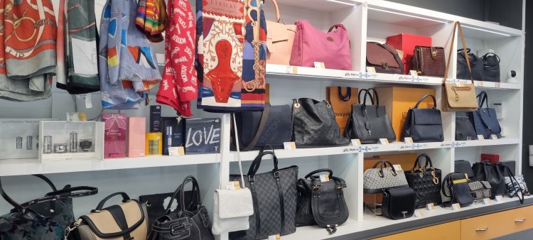 Revendre un sac ou un bijou de luxe, comment ça marche ?