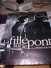 La fille sur le pont