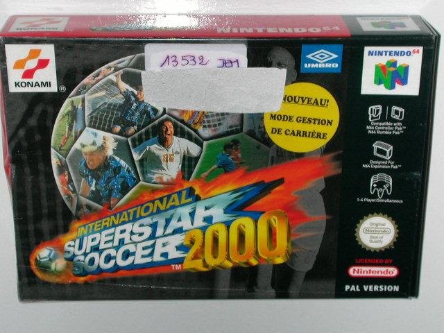 Jeu international superstar soccer 2000