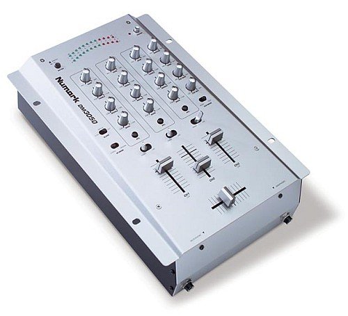 Table de mixage dm3050