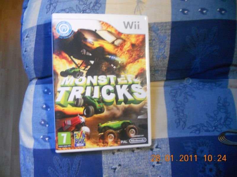Jeu monster trucks ultra mega extreme!!!