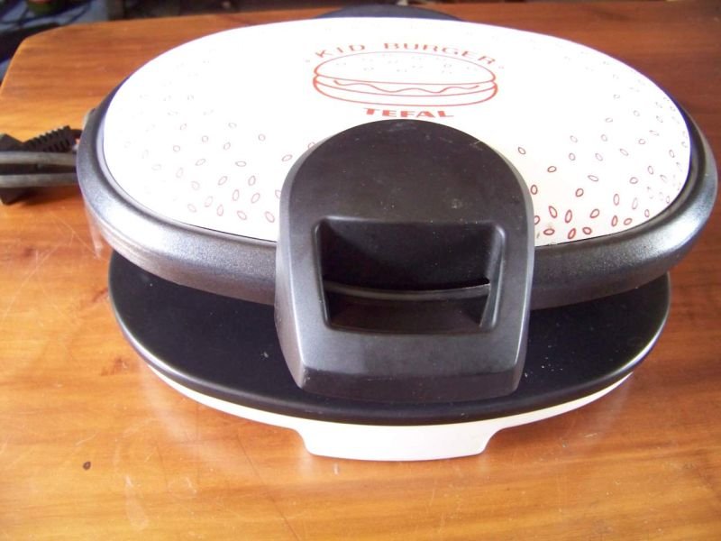 Grill kid burger