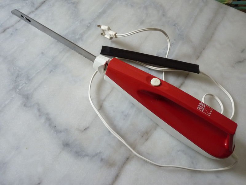 Couteau electrique type 526
