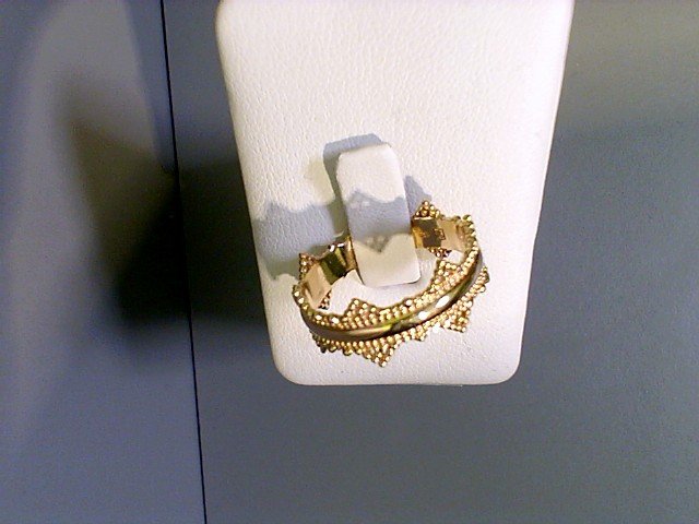 Bague or