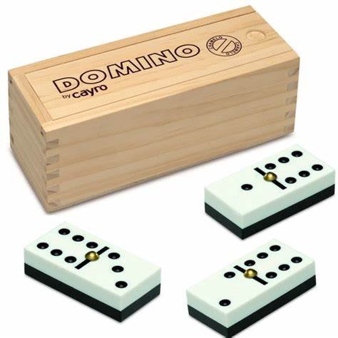 Dominos