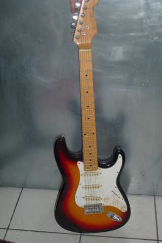 Guitare electrique custom craft