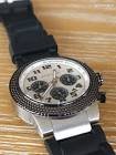 Montre a quartz first day watch