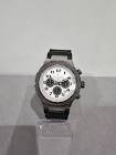 Montre a quartz first day watch
