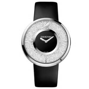 Montre a quartz crystalline