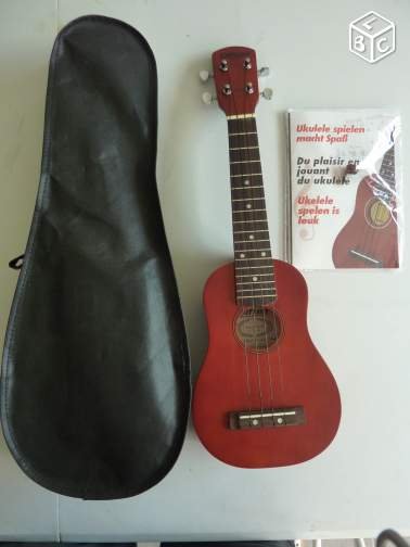 Ukulele 67286