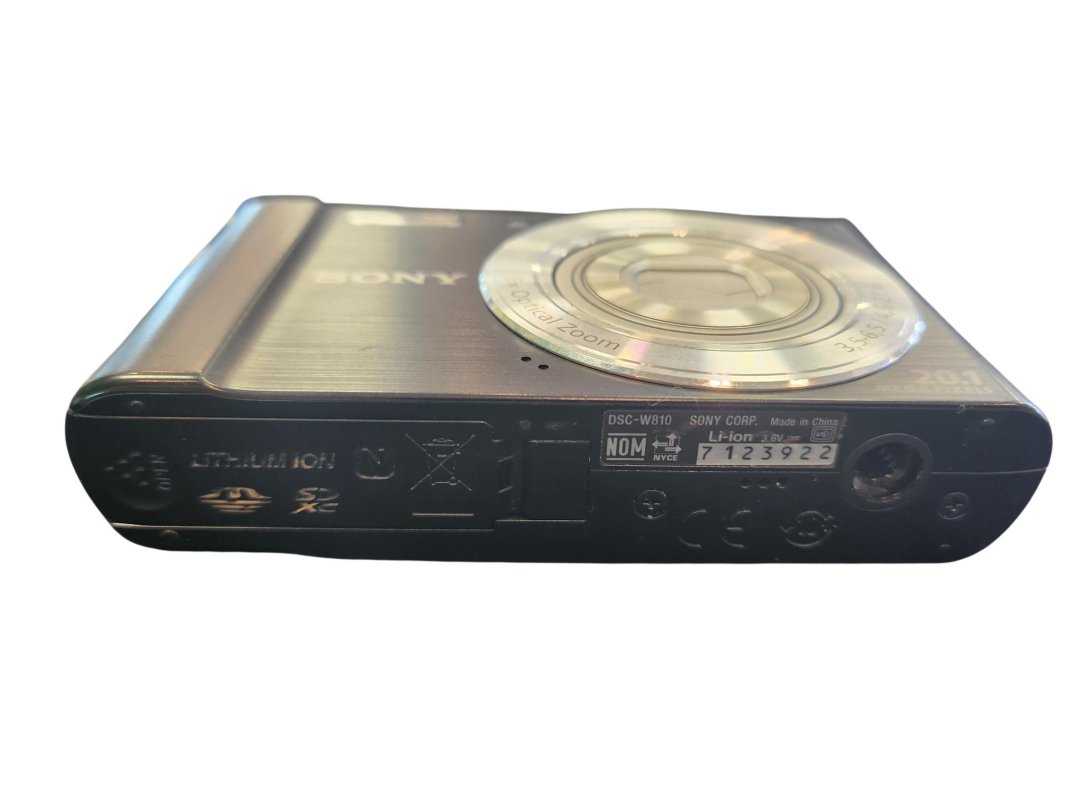 Compact dsc-w810