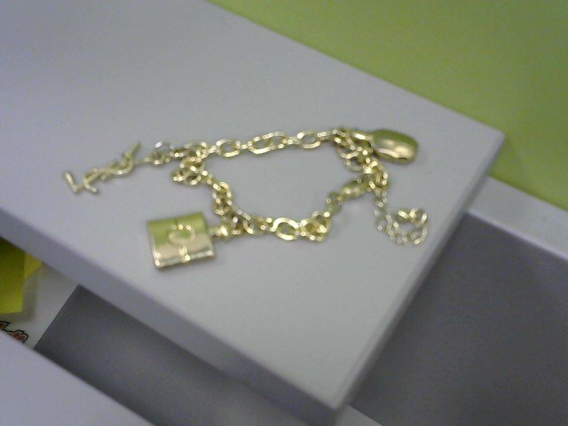 Boucle swarovski