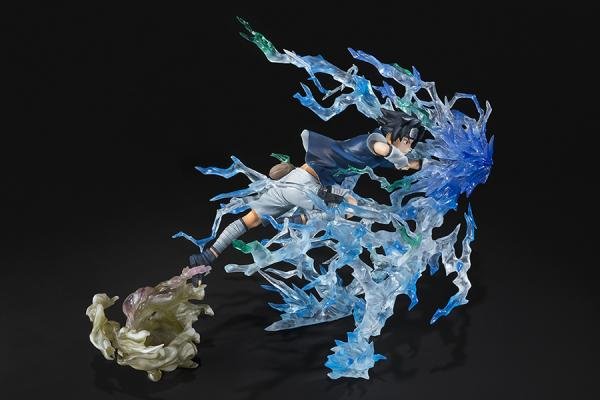 Figurine sasuke uchiha