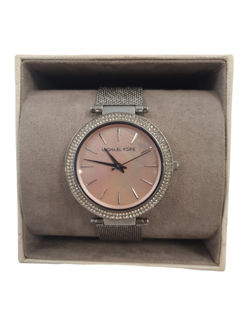 Montre a quartz mk-4518
