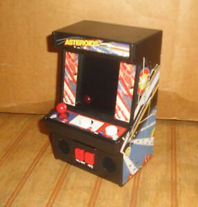 Mini console arcade asteroids