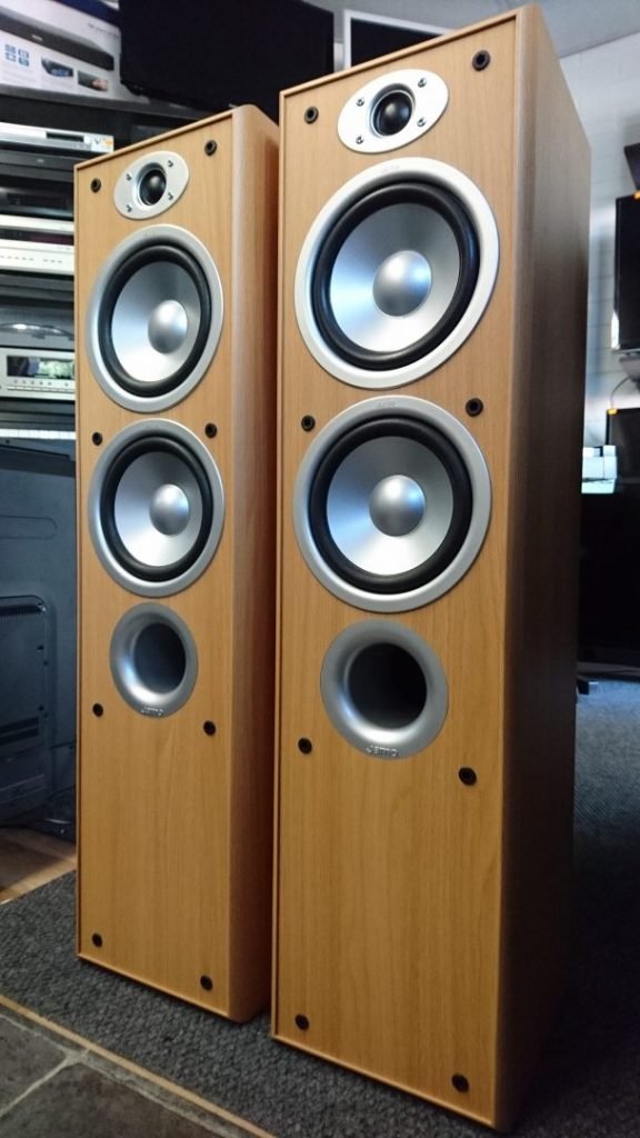 Enceintes - la paire e 350