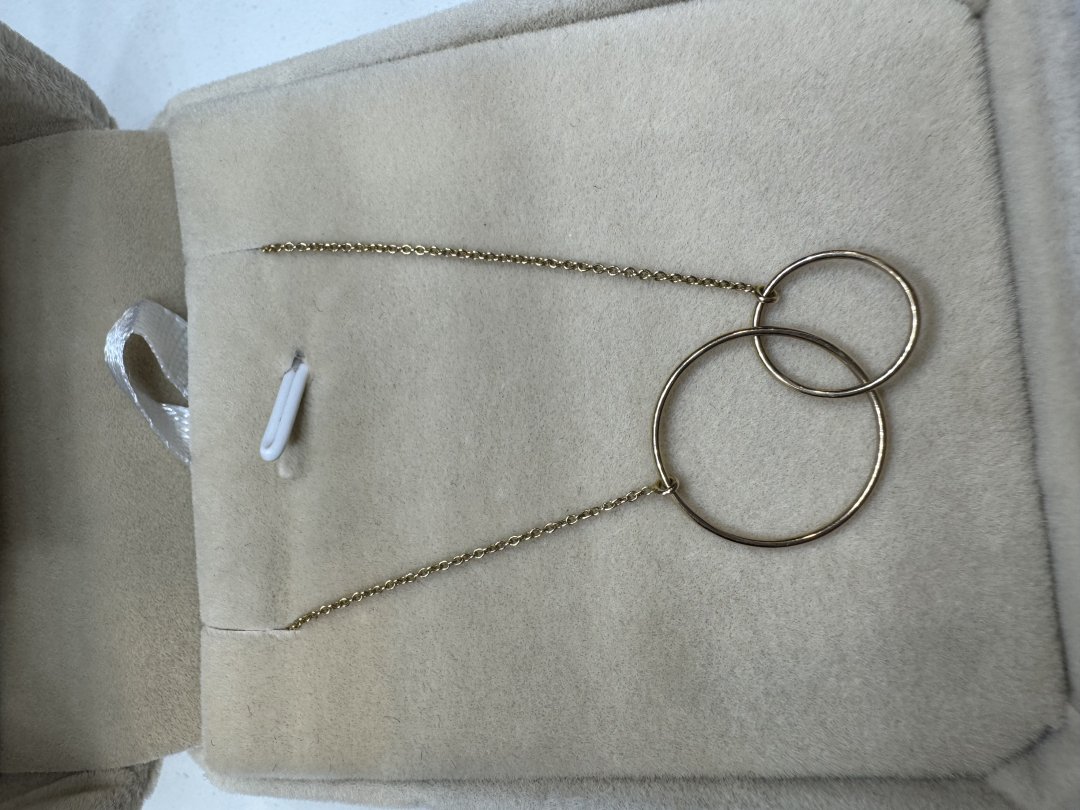 Collier 1.47