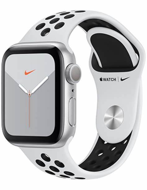 Montre connectee watch series 4 nike+ 40mm cellular gps