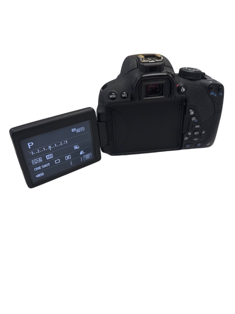 Reflex eos 700d + 18-55mm
