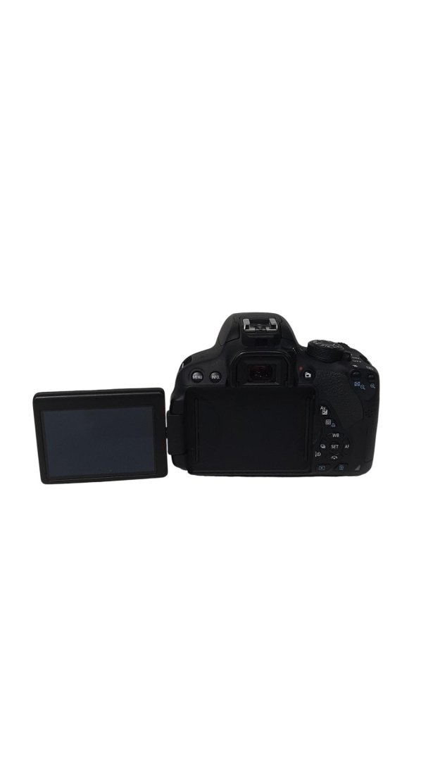 Reflex eos 700d + 18-55mm