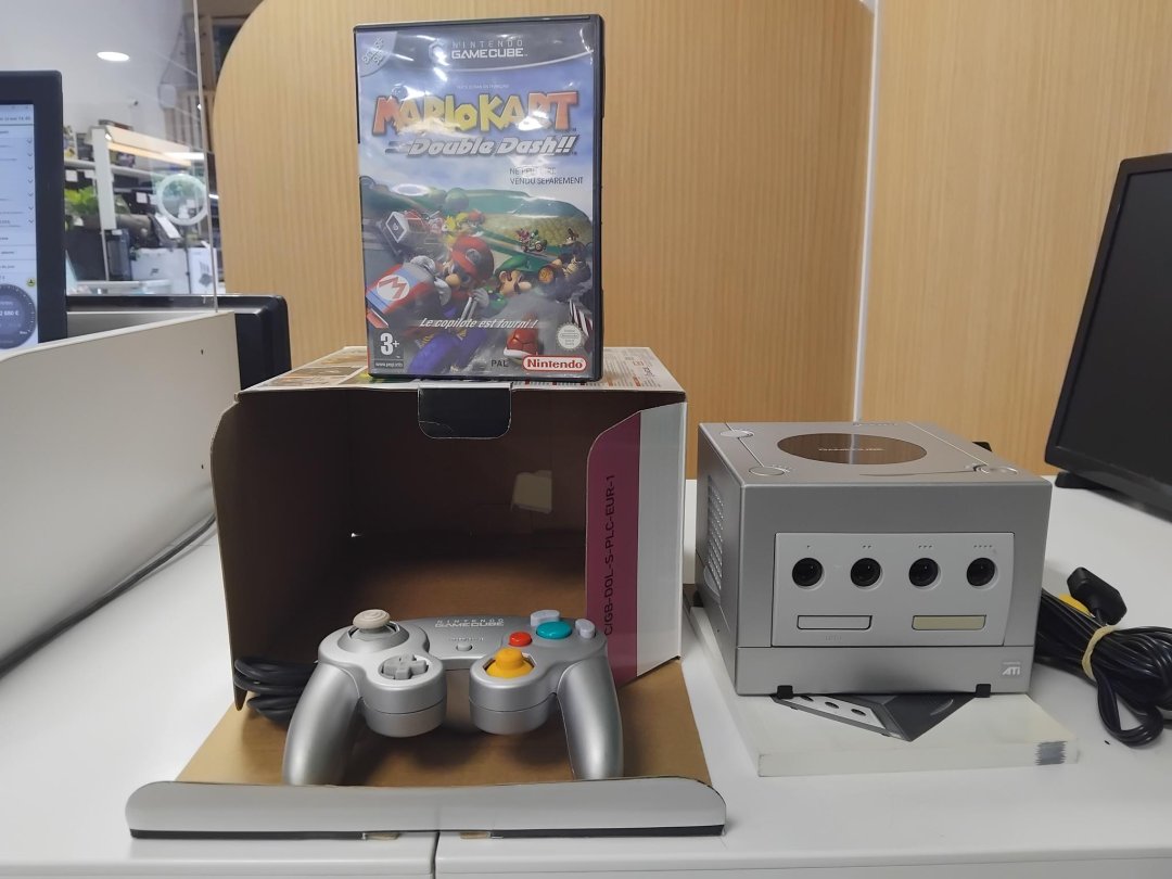Gamecube pack mario kart en boite