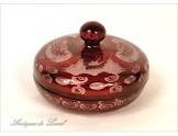 Deco, bibelot bonbonniere rouge