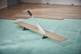 Bricolage jardin guillotine coupe parquet