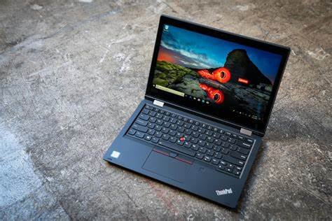 Ordinateur portable core i3-8145u l390 yoga 14" 256go ssd 8go