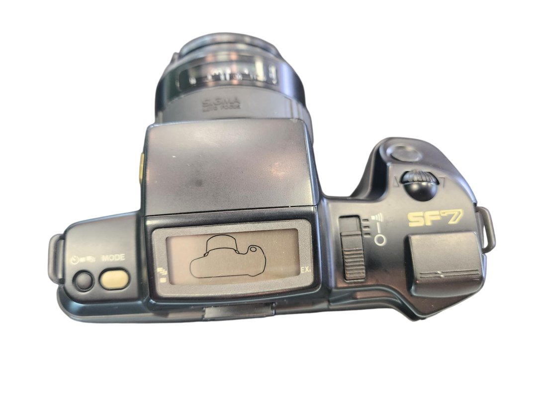 Reflex et hybride sf7