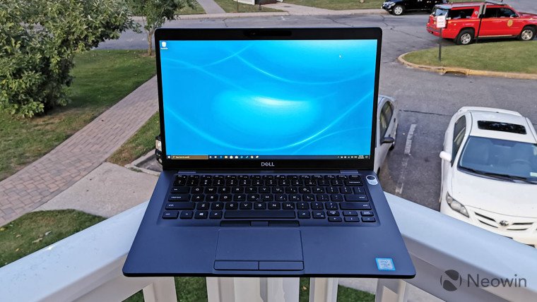 Ordinateur portable i5-10210u latitude 5410 8go 2,1ghz 256go uhd graphics