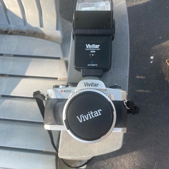 Access photo: flash, pieds... ivl-2