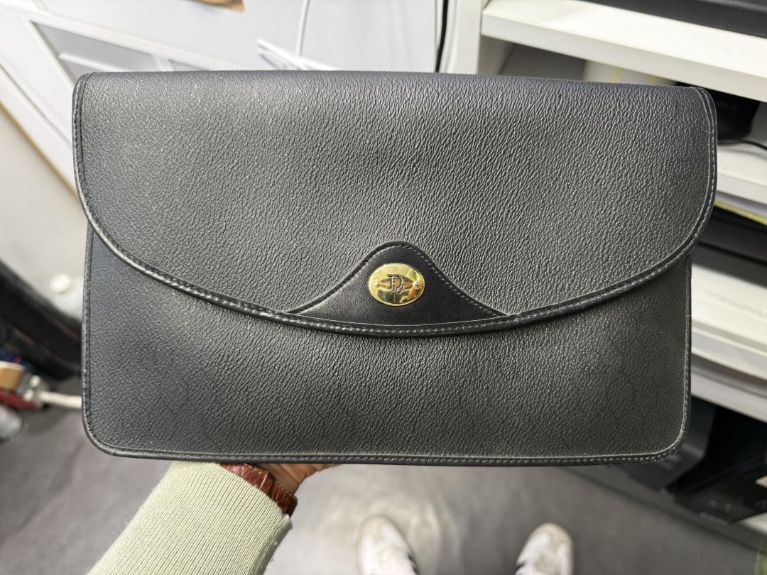 Pochette d-bee