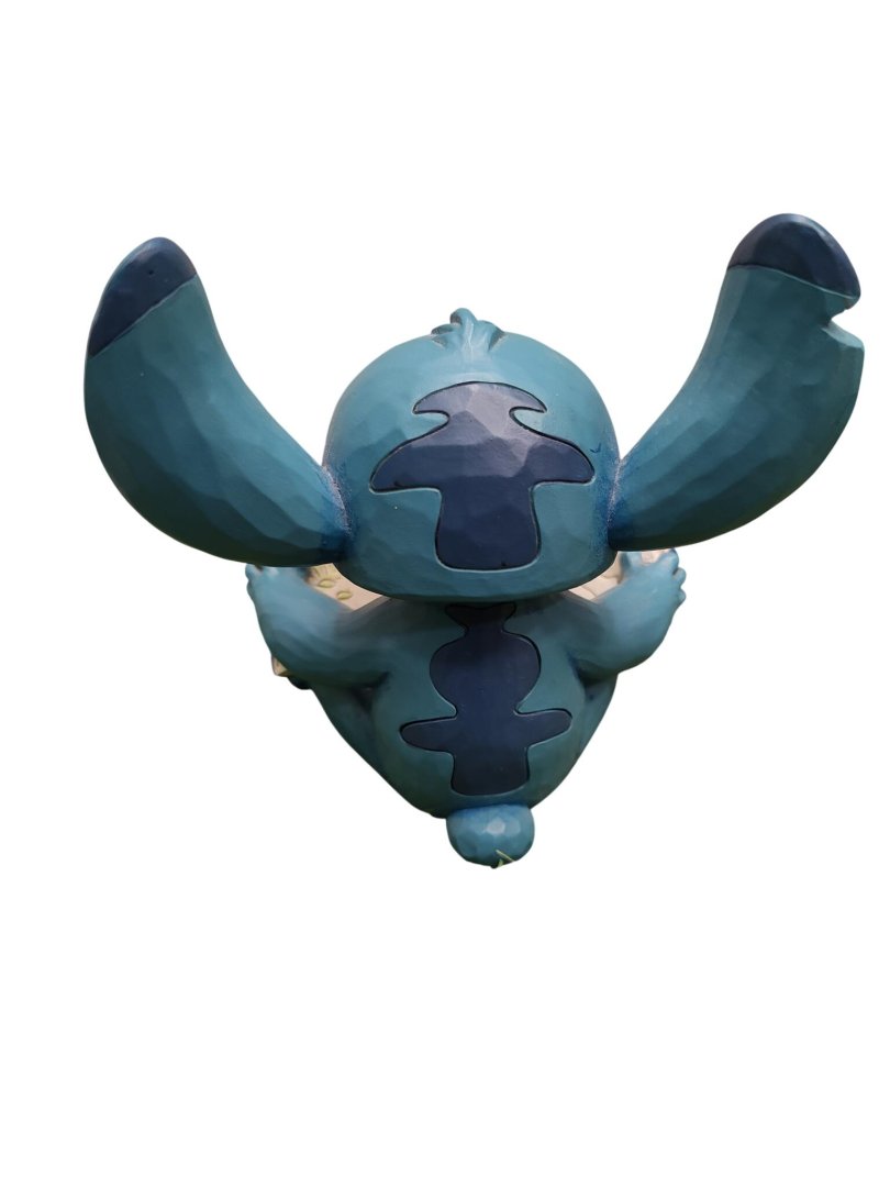 Figurine tradition - stitch