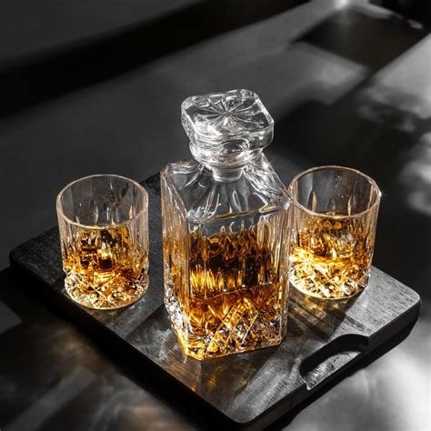 Carafe et verre a whisky 4 verres