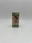 Figurine, goodies, carte wcf shinobu