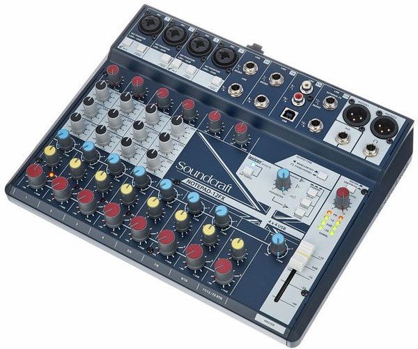 Table de mixage usb 7000
