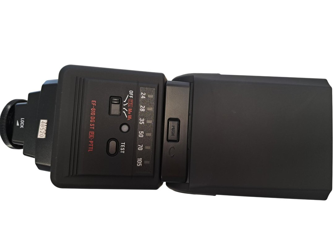 Access photo: flash ef-610 dg st