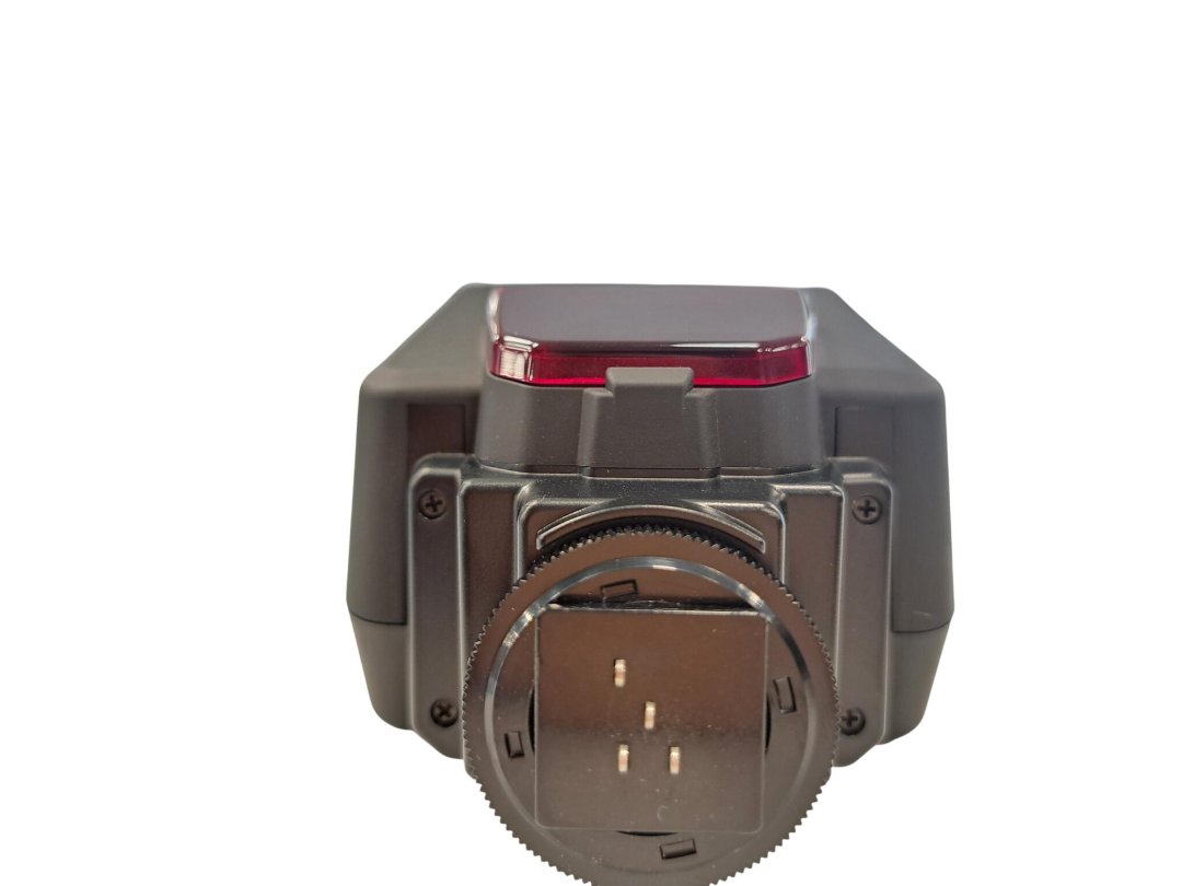 Access photo: flash ef-610 dg st