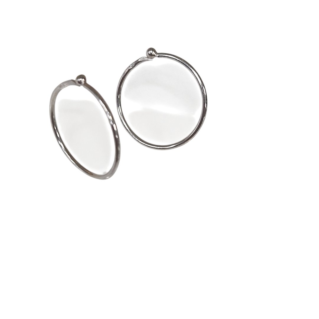Boucles d'oreille creoles blanc