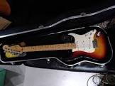 Guitare electrique contour body