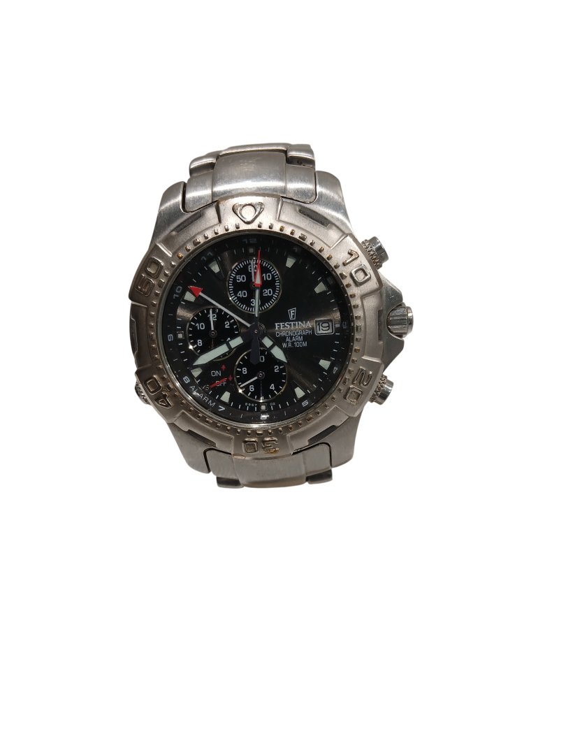 Montre 8977