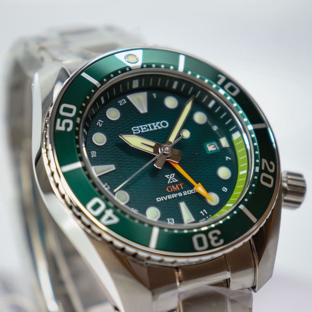 Montre solaire prospex sfk003j1 gmt