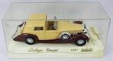 Figurine miniature voiture ancienne